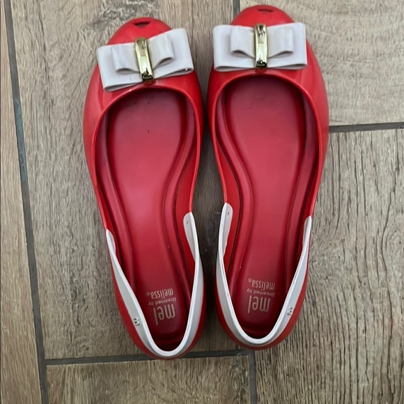 Mini Melissa  Red Flats with White Bow - Picture 1 of 3